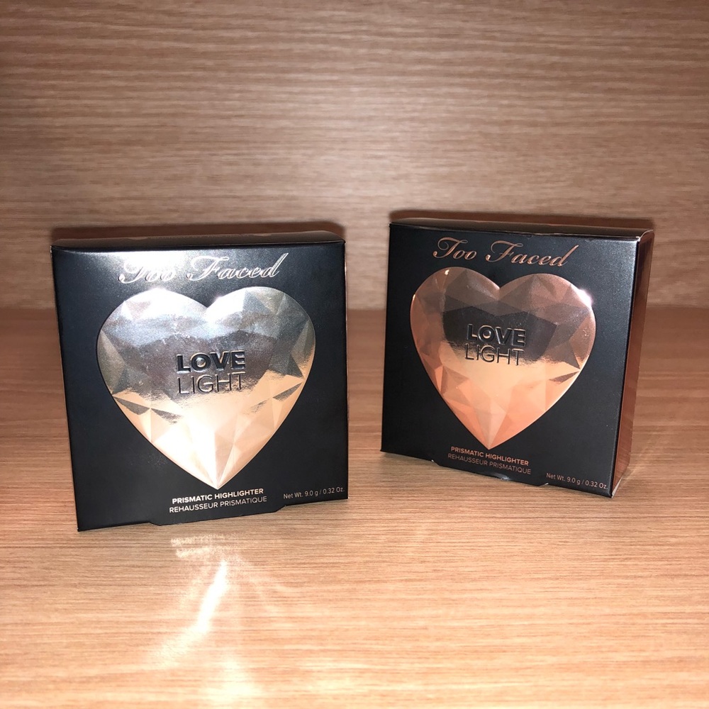Too Faced Prismatic Combo Highlighter - Picture 2 of 7